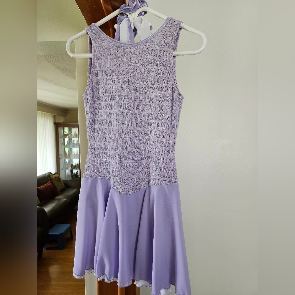 Beautiful Lilac Purple Rhinestoned Figure Skating Dress 💜⛸️✨️🌟